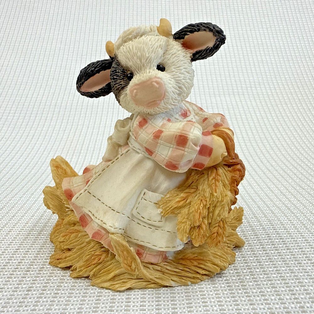 Vintage Mary's Moo Moos Figurine "Outstanding In Your Own Field" 1993 - 627720